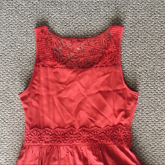 Lauren Conrad red lace trim dress - Picture 6 of 7